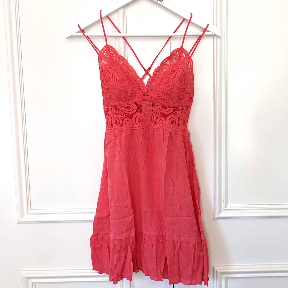 VS🍒PINK coral crochet strappy dress